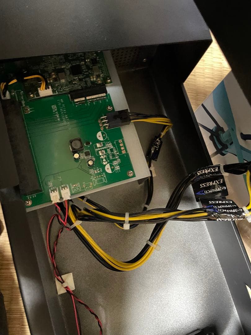 AKiTiO Node eGPUとNVIDIA TITAN X GPU