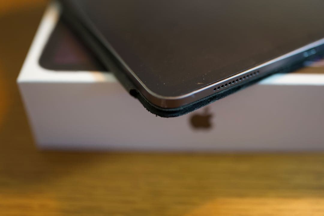 iPad Pro 11” 第一世代　MTXT2J/A 512GB