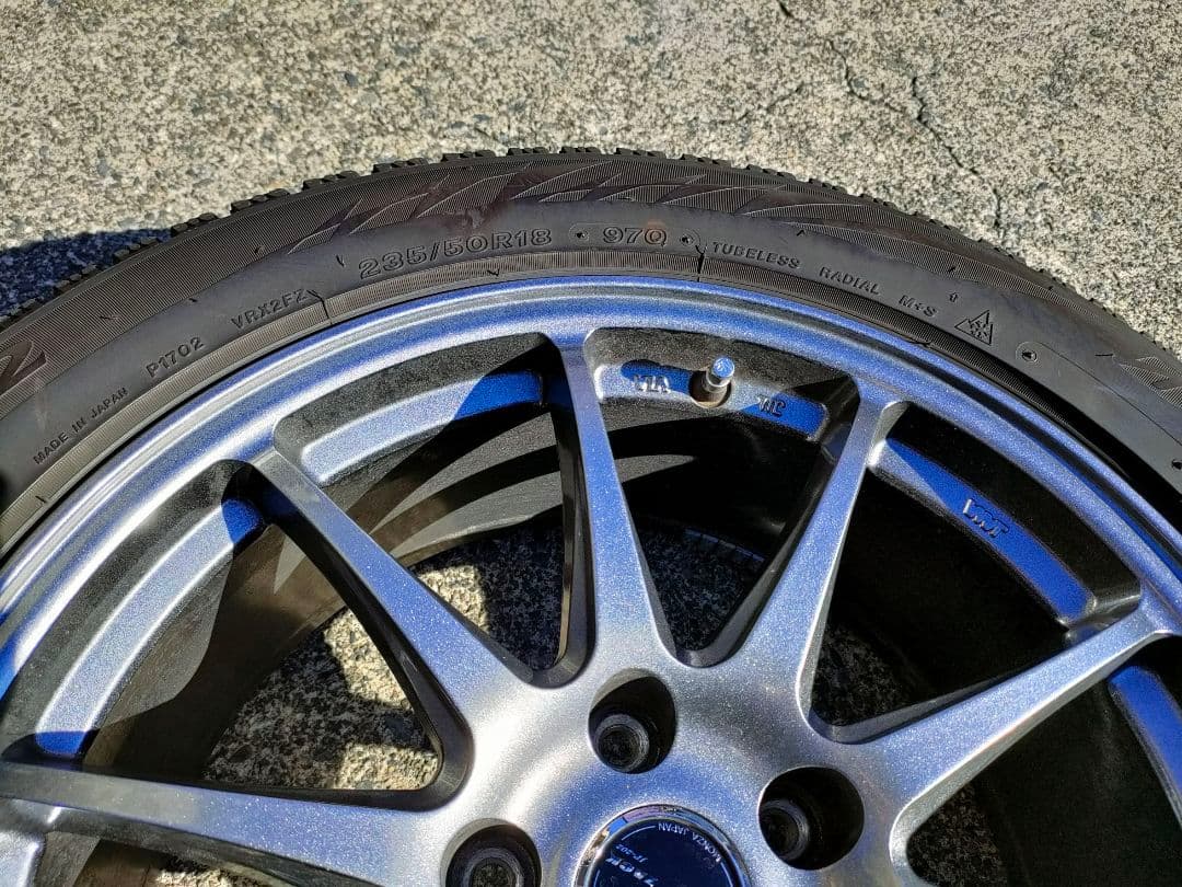 22年製 4本 235/50R18 ブリザックVRX2 スタッドレス