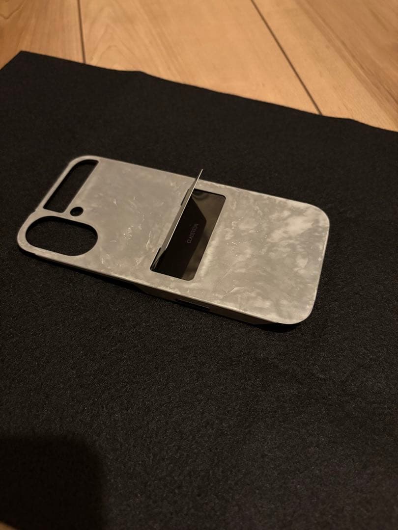 CLAUSTRUM iPhone16 ケース