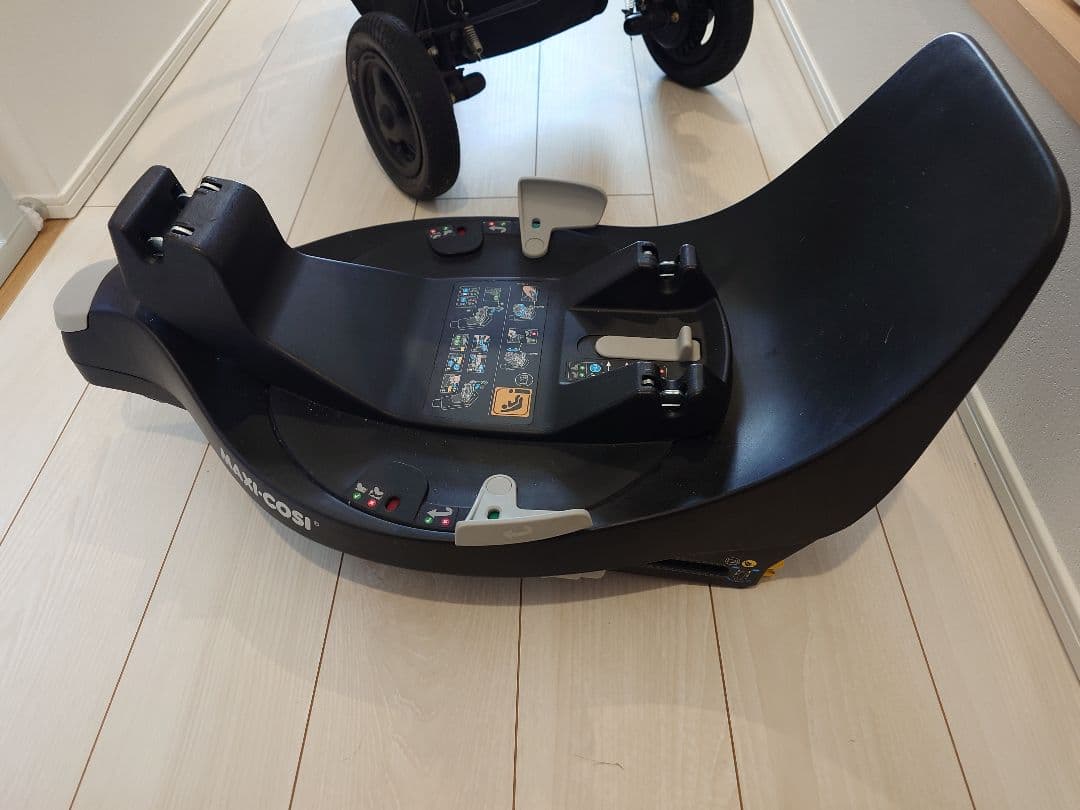 マキシコシPebble360+FamilyFix 360ISOFIX+ベビーカー