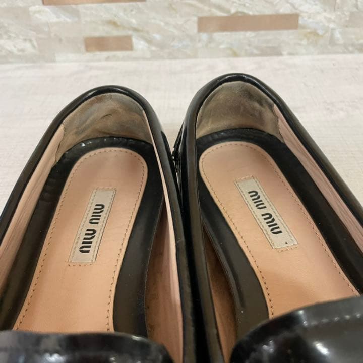 miu miu ミュウミュウ　ビジュー付きローファー