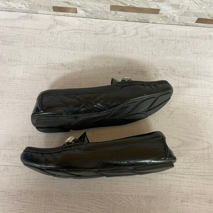 miu miu ミュウミュウ　ビジュー付きローファー