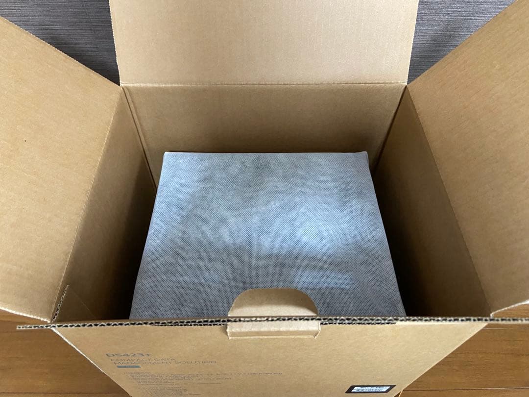 Synology DS423+ 4ベイ NAS / 8TB HDD x4