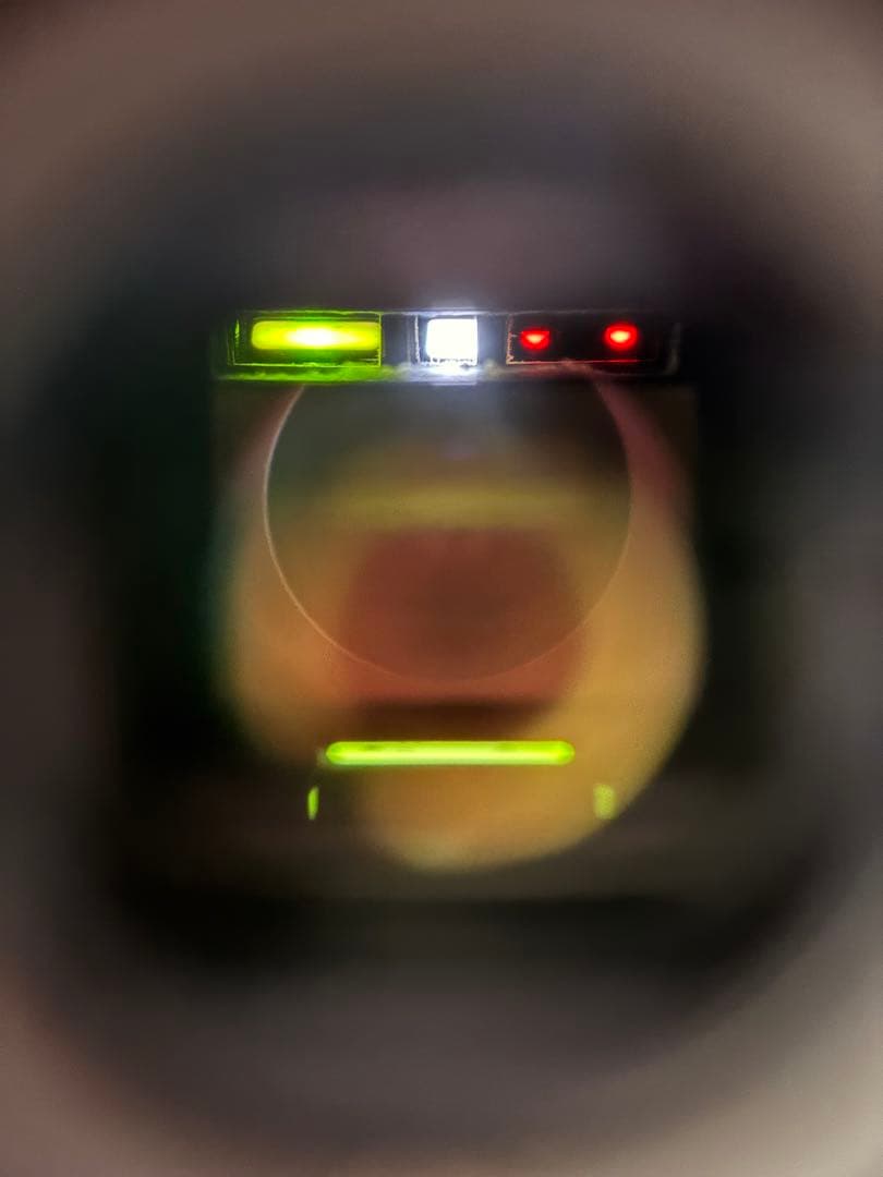 Nikon F4 フィルムカメラ レンズキャップ付き