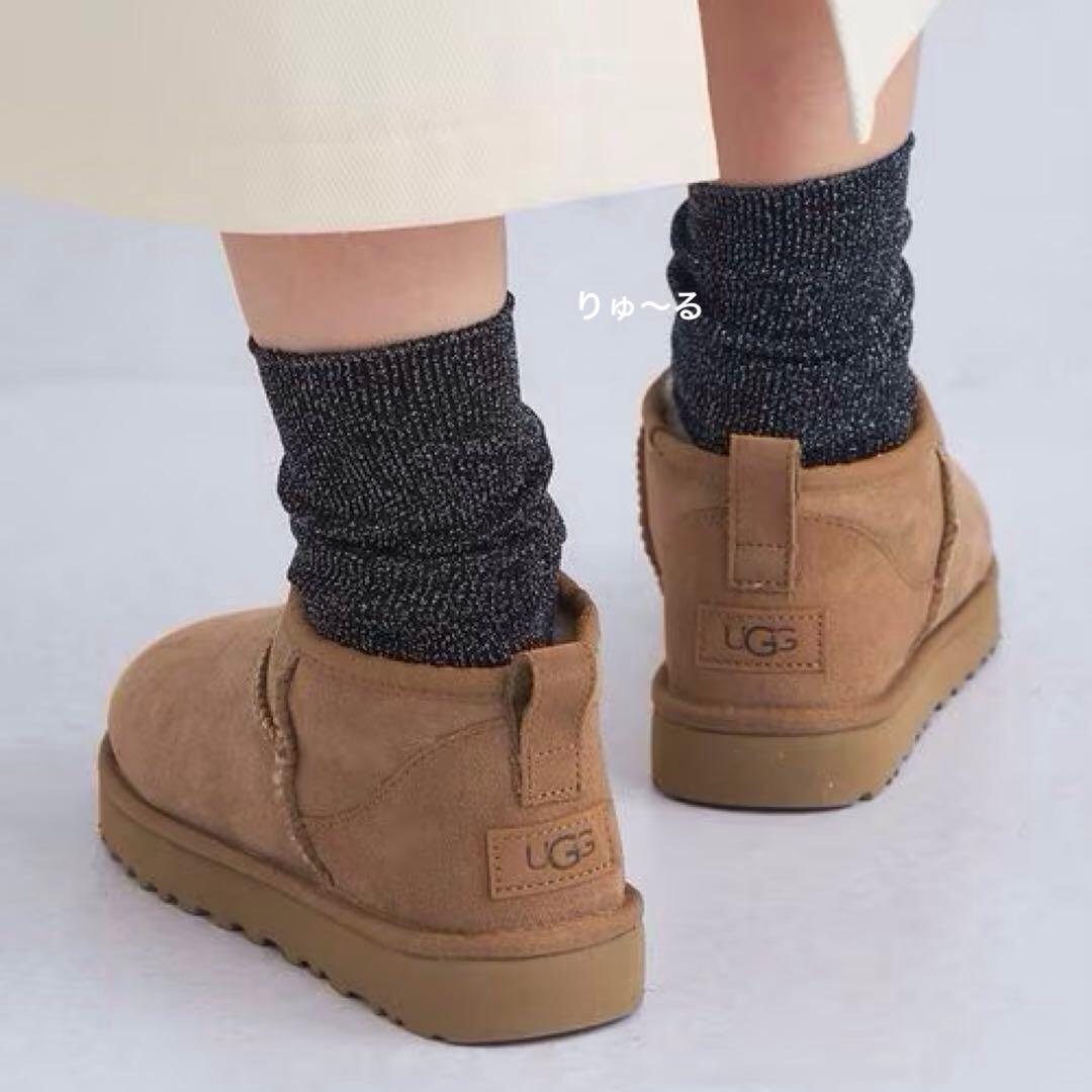 美品⭐️UGG アグ クラシックウルトラミニ ショートブーツ／7／23.5〜24