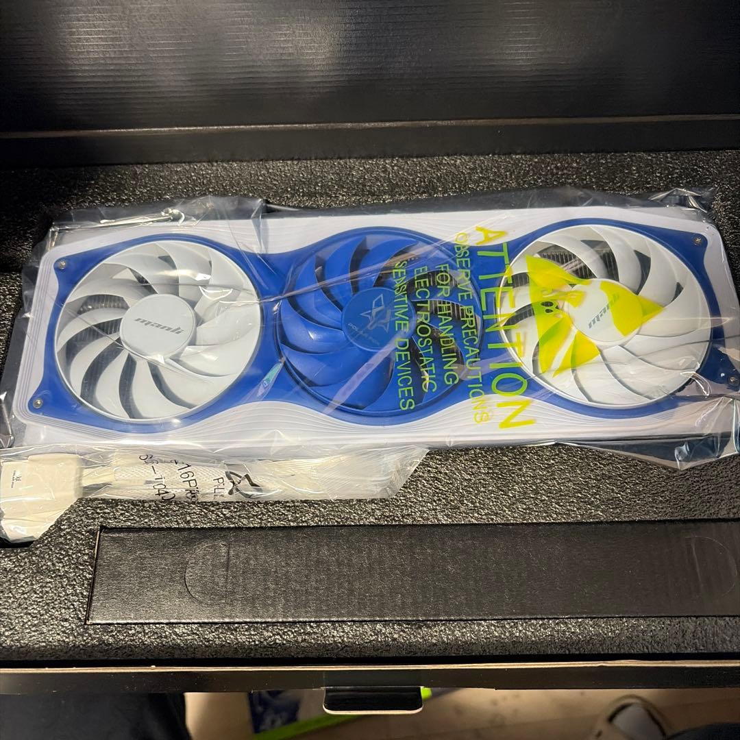 グラフィックボード・グラボ・ビデオカード MANLI POLARFOX GeForce RTX 5080