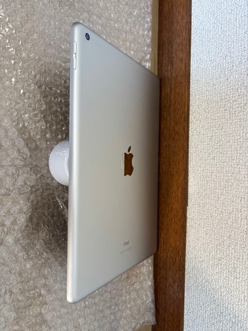 iPad 第7世代　32GB Wifi A2197