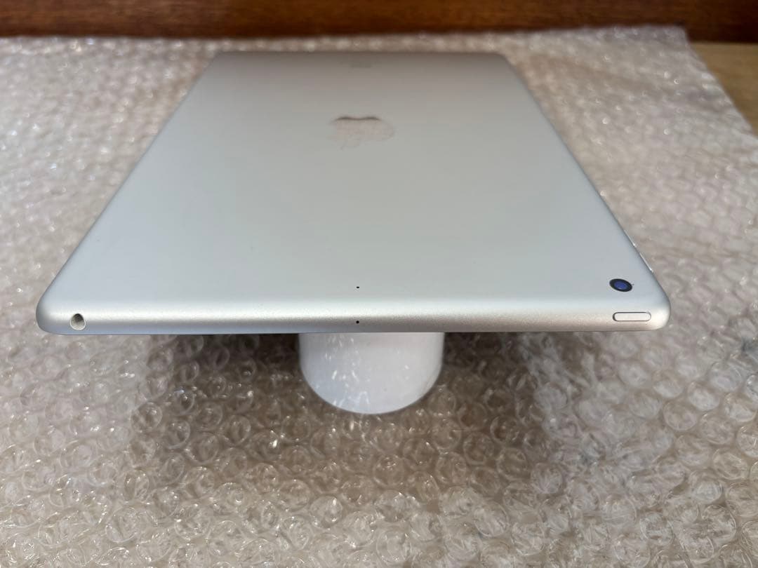 iPad 第7世代　32GB Wifi A2197