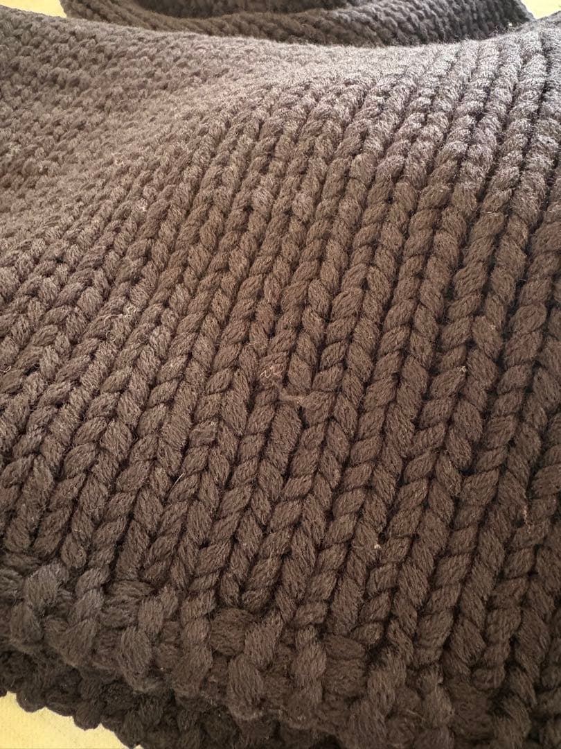 エルメス　ローゲージウール素材のニット　イタリア製