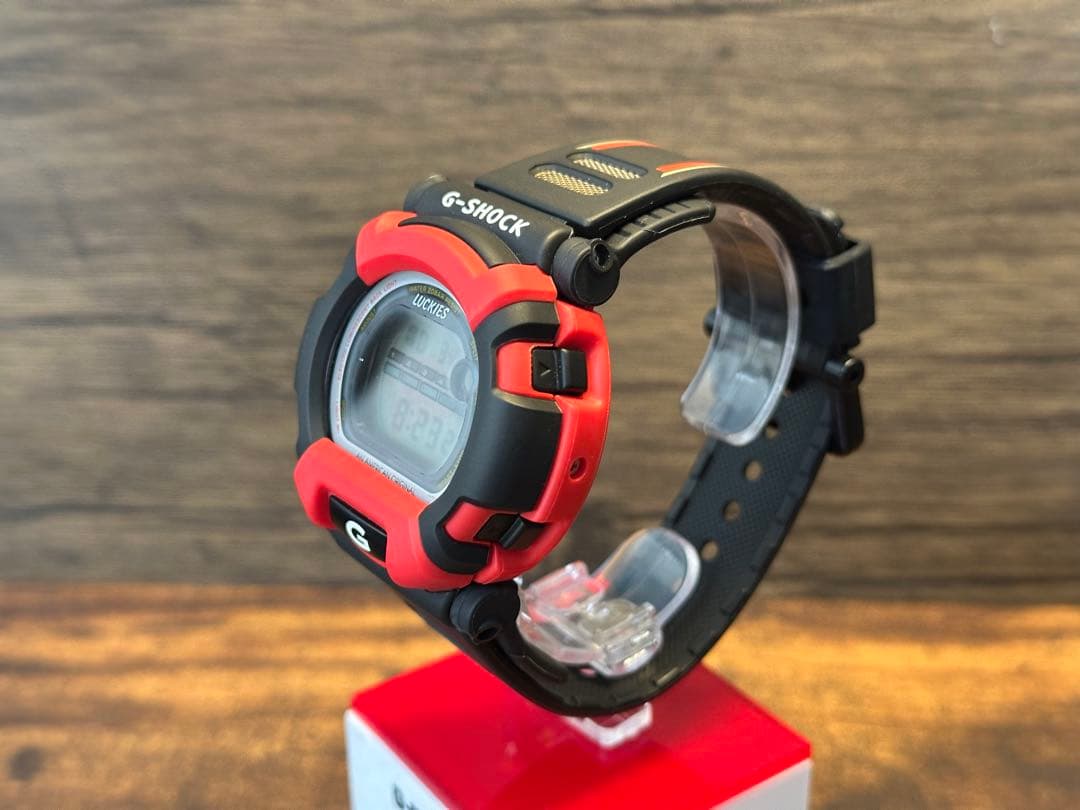 CASIO G-SHOCK DW-002 ラッキーストライク　美品