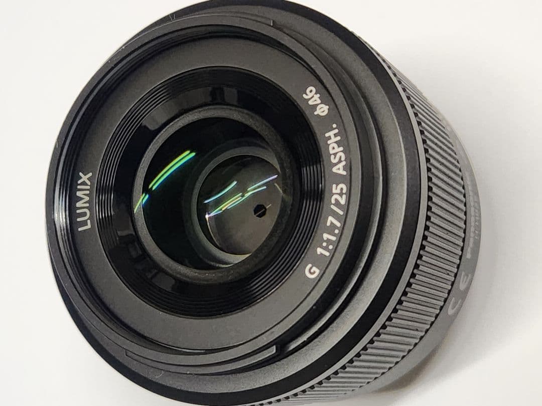 Panasonic　LUMIX　G25 mm/F1.7ASPH.　ブラック
