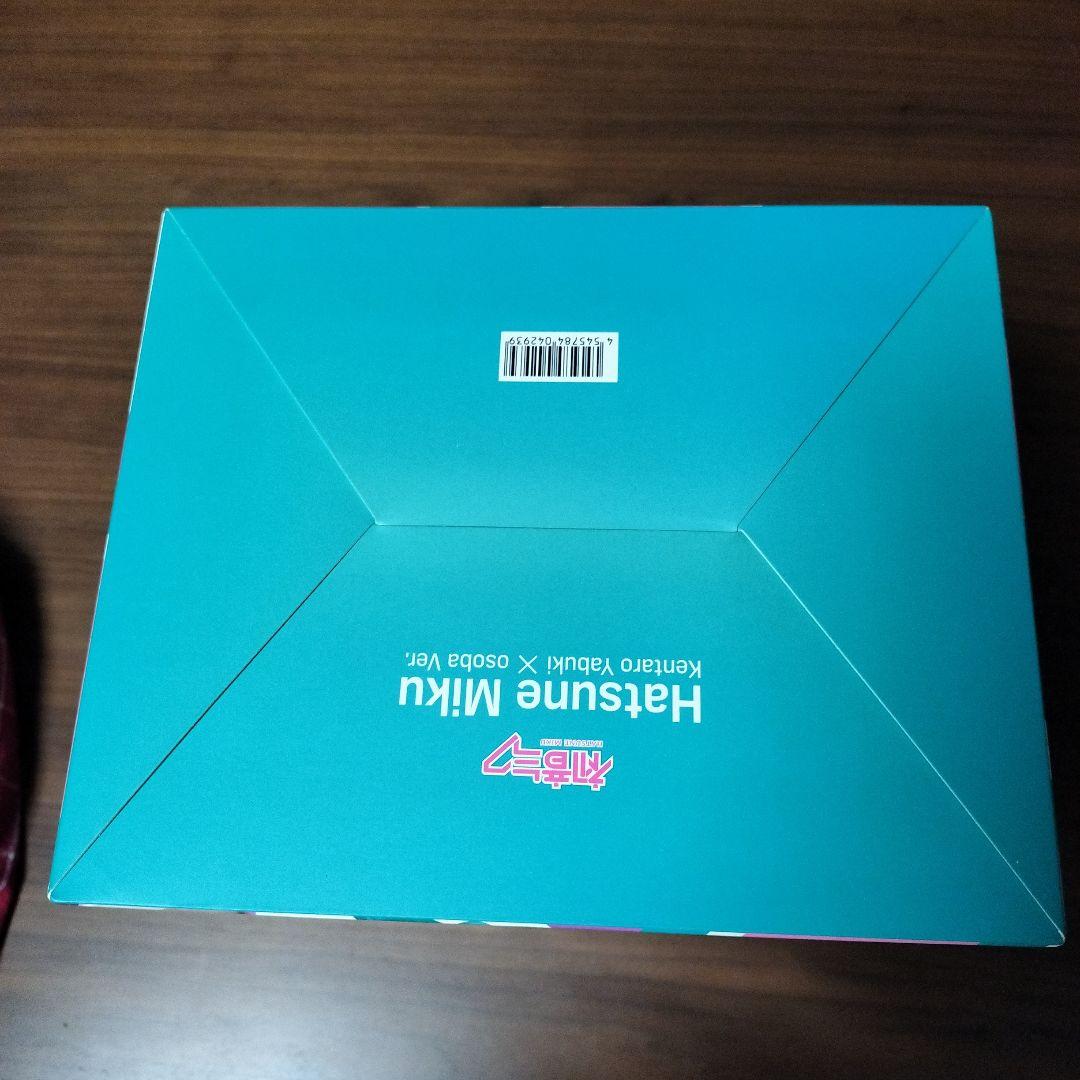 初音ミク　osoba　フィギュア