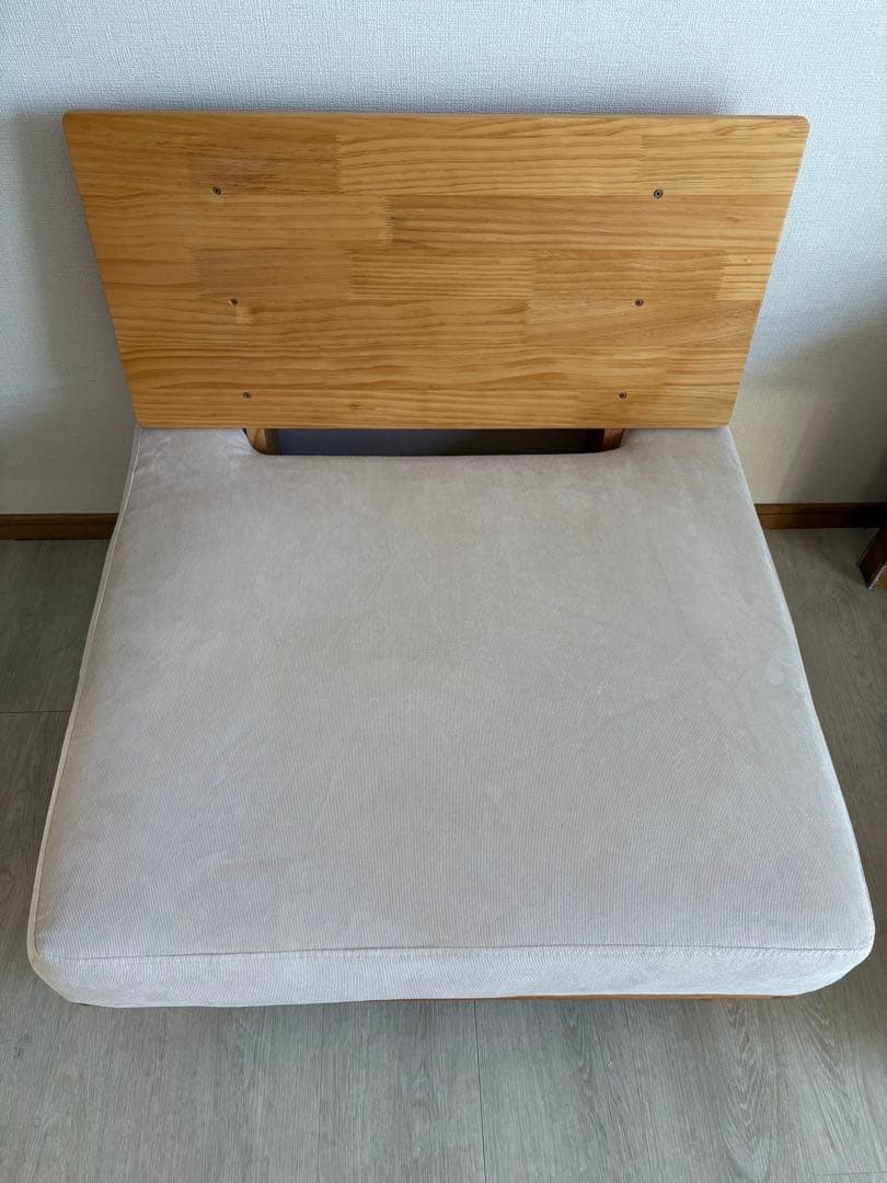 Chione-N 1人掛けソファ