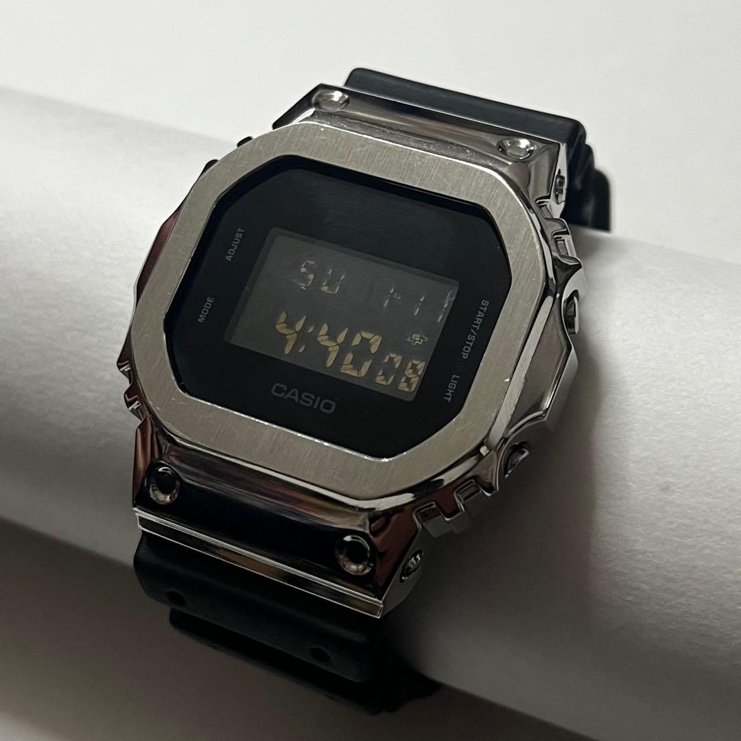新品美品G-SHOCK GM-5600風 カスタム メタルベゼル DW-5600