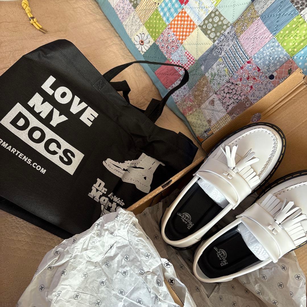 Dr.Martens ADRIAN ホワイト エイドリアン