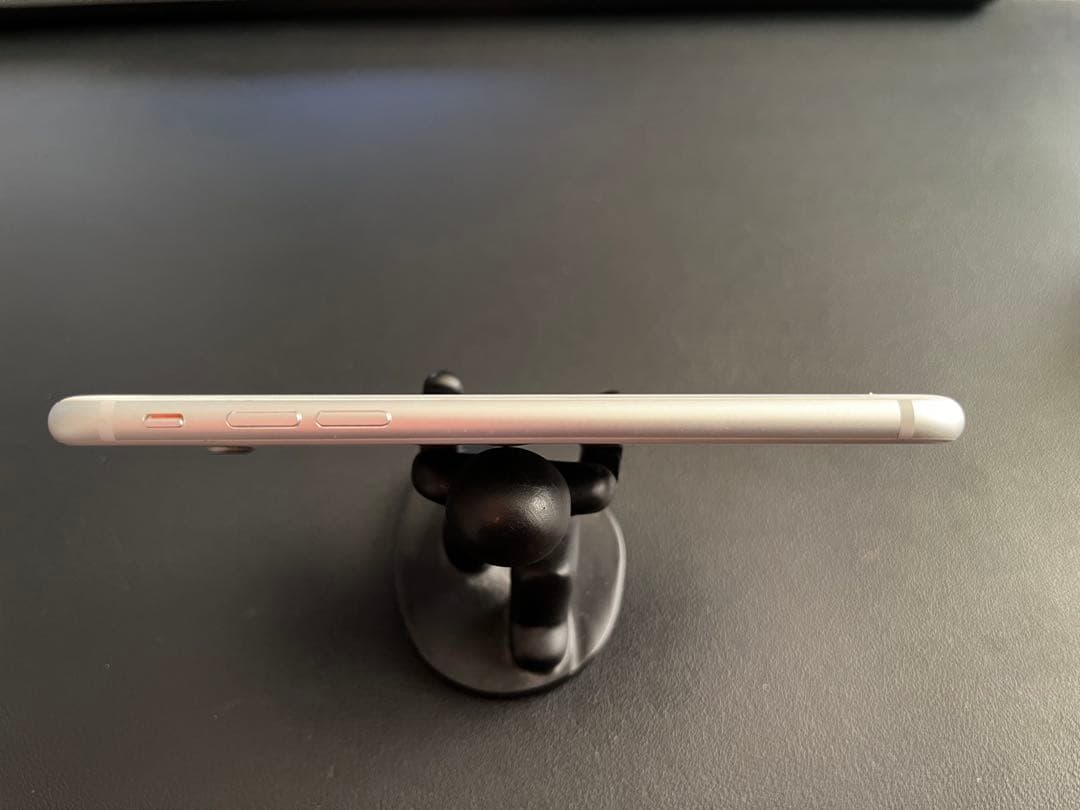 美品　iPhone8 256GB バッテリー100%　箱・アクセサリー等付属