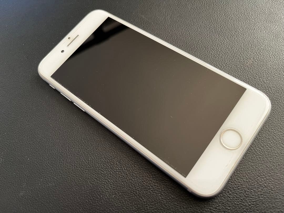 美品　iPhone8 256GB バッテリー100%　箱・アクセサリー等付属