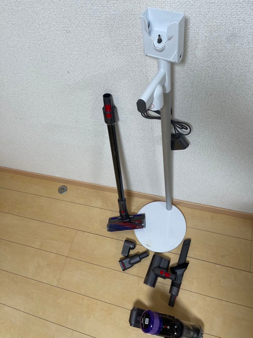 【美品】Dyson Micro 1.5kg掃除機スタンド付き