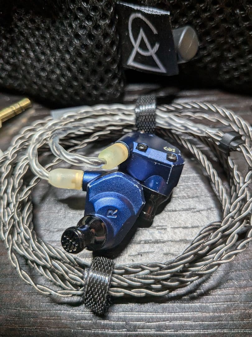 Campfire Audio MAMMOTH 有線イヤフォン