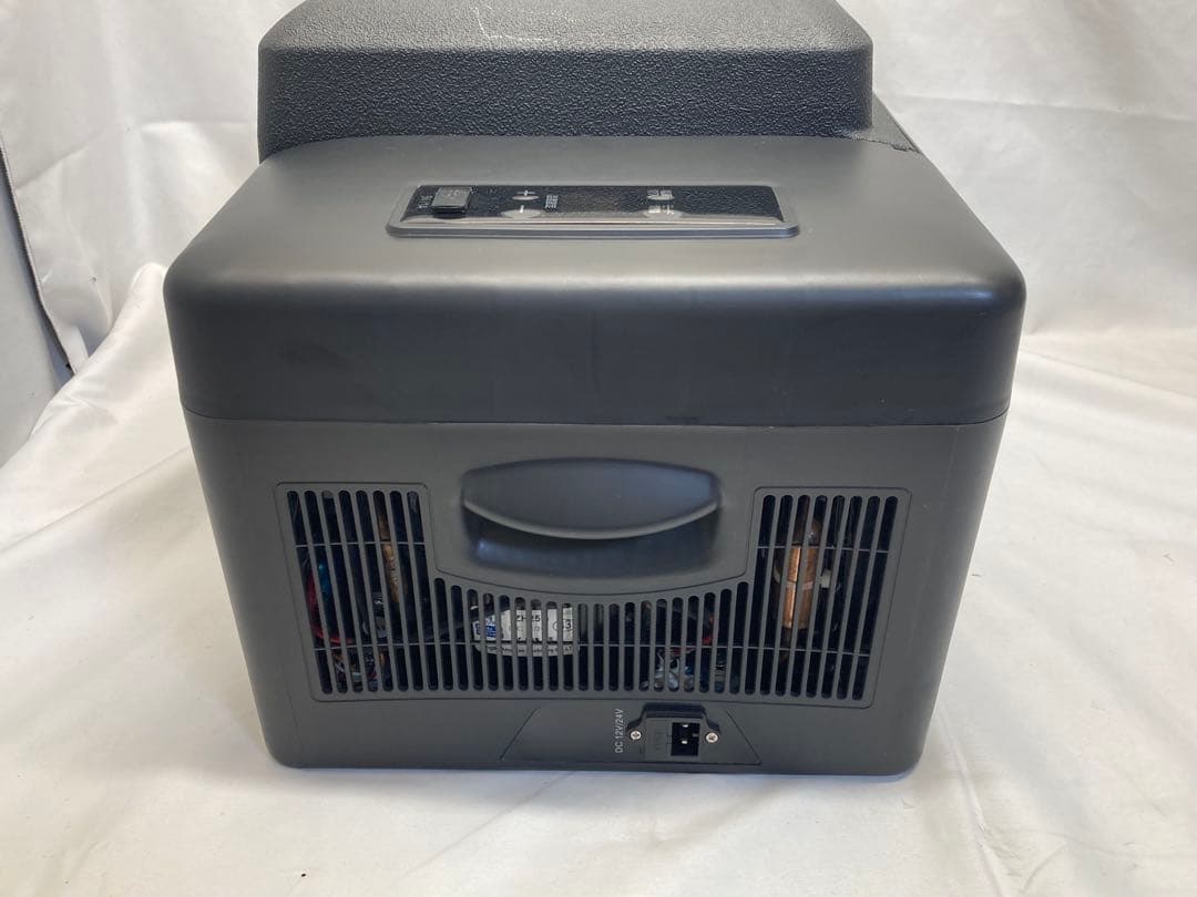 IRIS アイリスオーヤマ　ポータブル冷蔵冷凍庫　IPD-2A ジャンク扱い