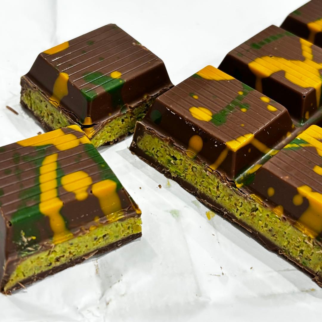 FIX Pistachio Kunafa 210g ドバイチョコ　ピスタチオ