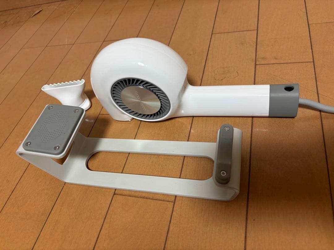 cado cuaura カドー　ドライヤー　専用スタンド付き