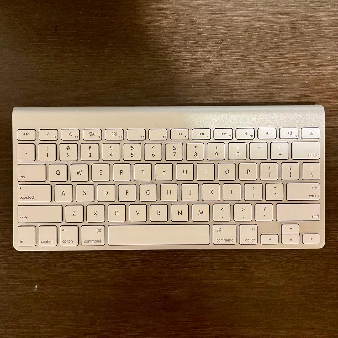 iMac 21.5インチ Retina 4K 2017 マウス付／動作品 現状品