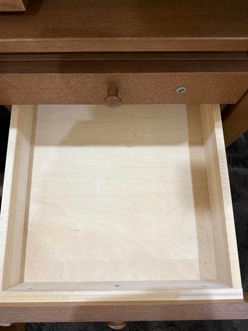 カリモク　ボナシェルタ 袖机