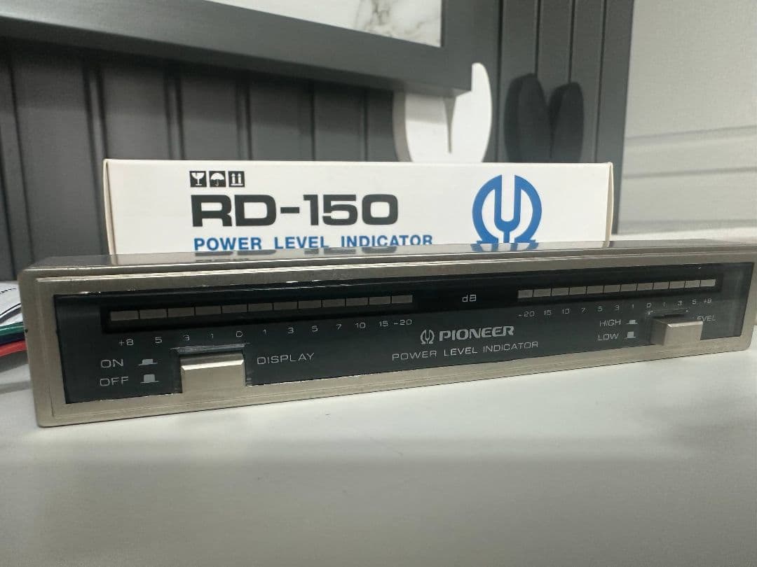 Pioneer パワーレベルインジケーター