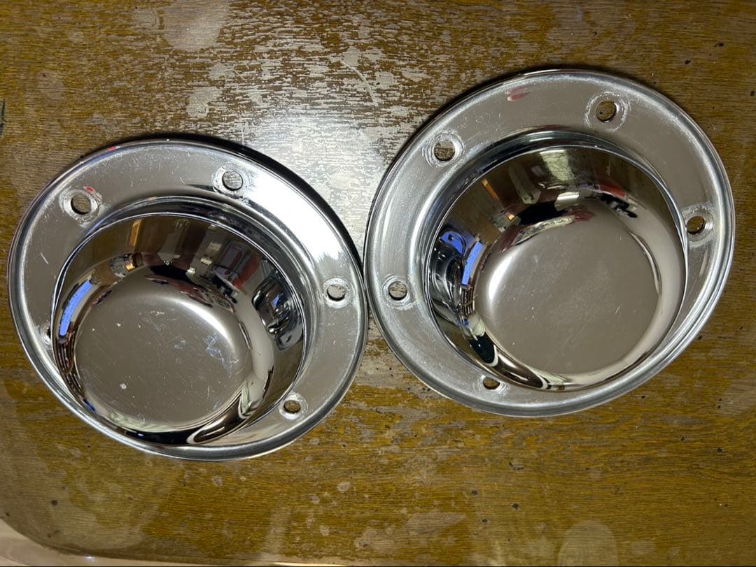 日産ビックサム　メッキ　フロント　ハブ