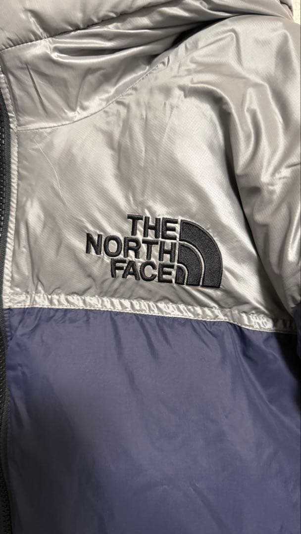 ノースフェイス　ヌプシ　ハイブリッドダウン 　海外モデル