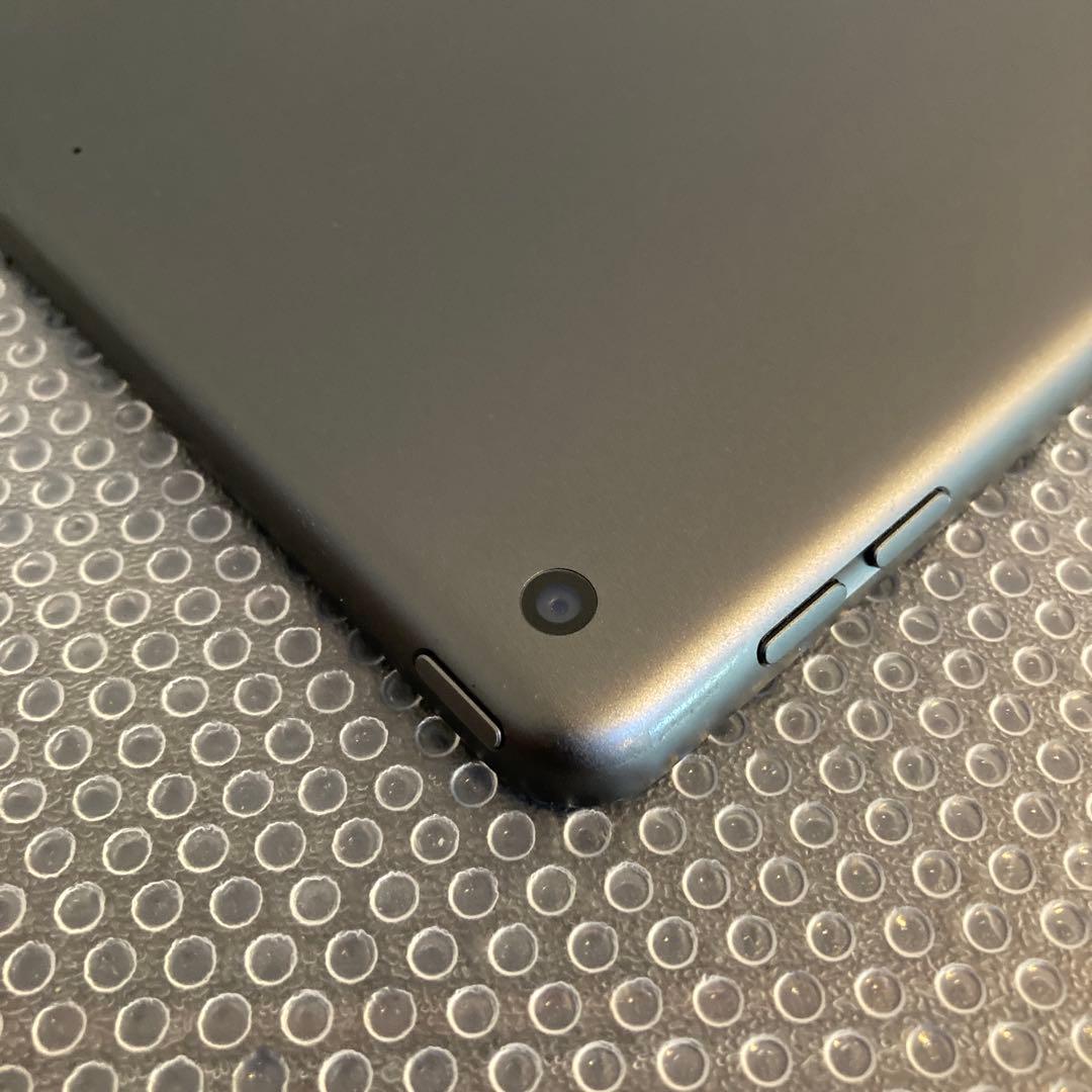 3398【早い者勝ち】iPad7 第7世代 32GB WIFIモデル☆
