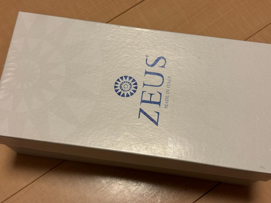 ZEUS ブラックレザー サンダル 5009 Pernoi