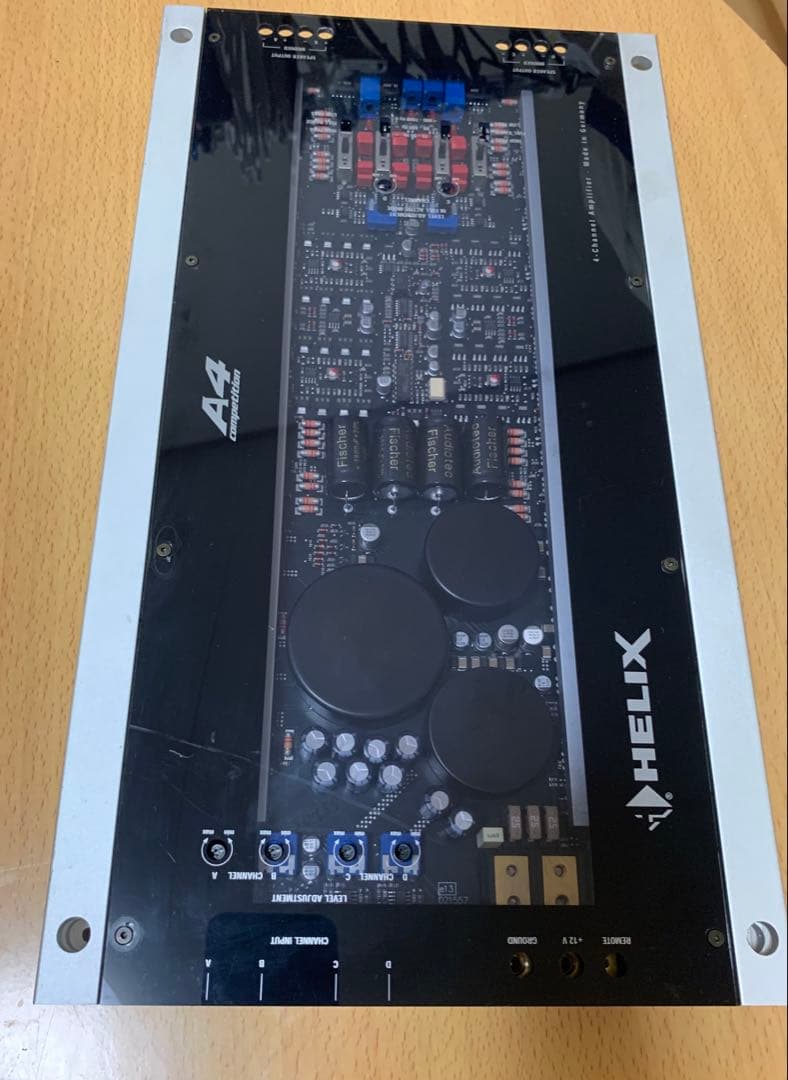 HELIX 4chパワーアンプ　A4