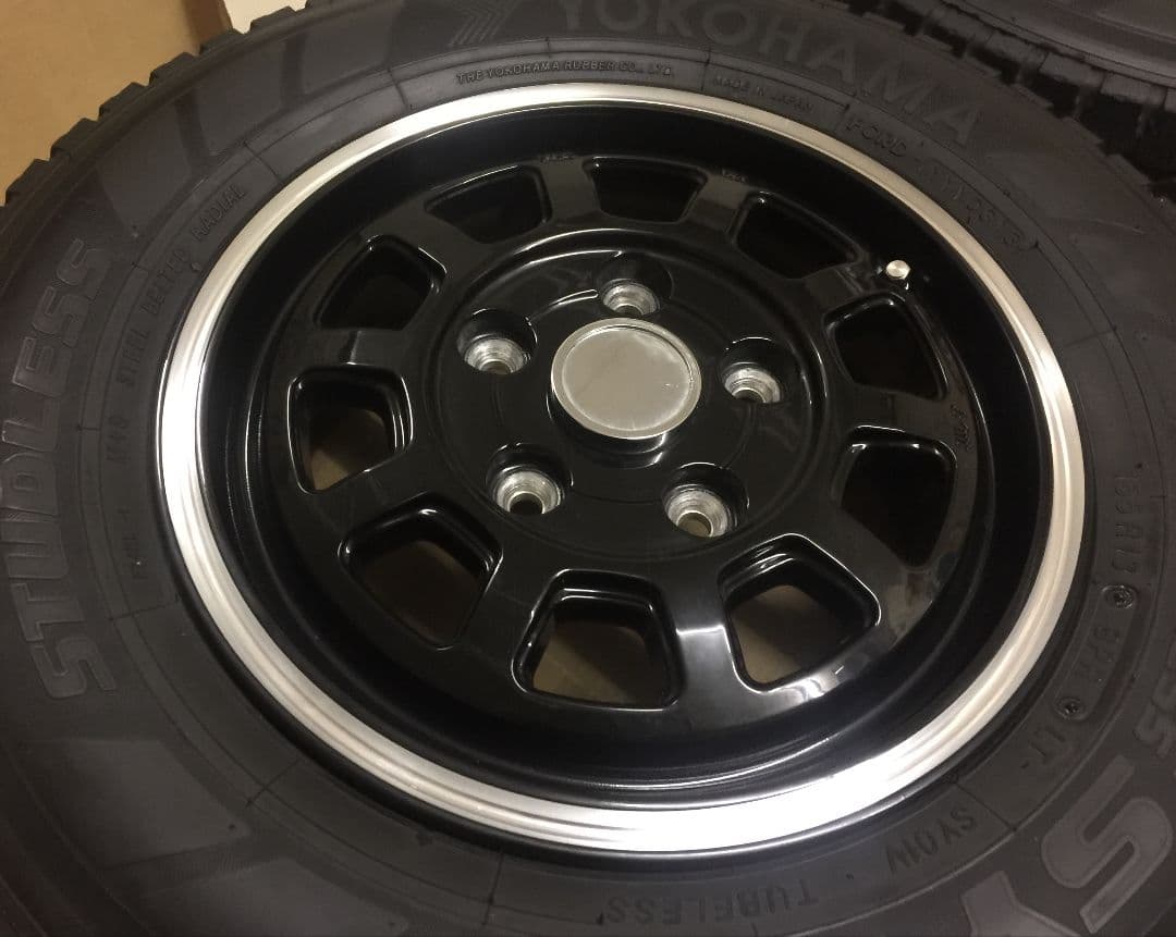 g*r様 ヴィセンテ 13インチ 165R13 8PR 5H114.3 スタッド