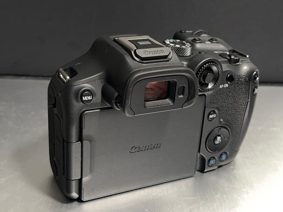 Canon EOS R7 ボディ　最終値下げ！