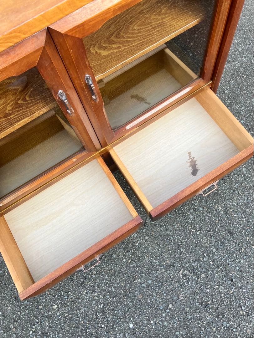 昭和　レトロ　古家具　ガラス戸　木製キャビネット　食器棚　サイドボード　本棚