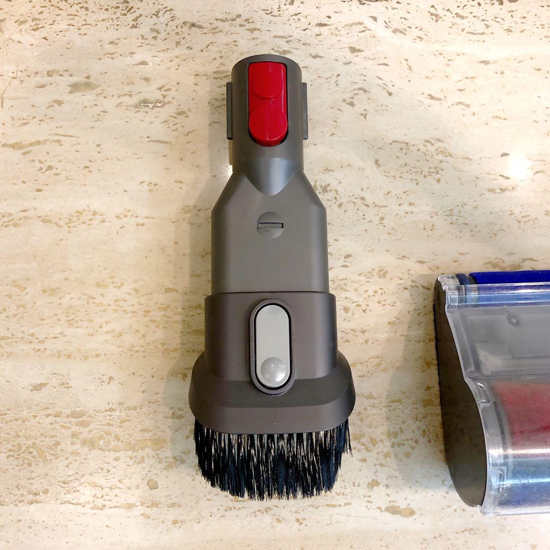ダイソン☆V8 fluffy☆コードレス掃除機