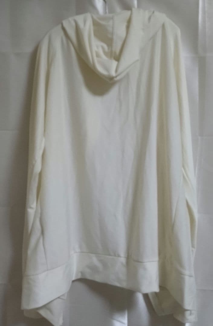 サンアイリゾート 水着 ※パレオとパーカーラッシュガード付けます♪