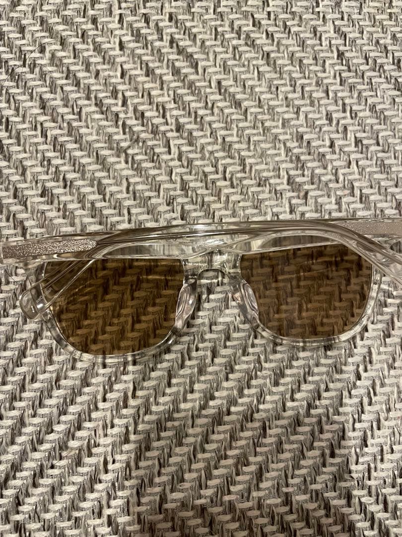 オウンデイズ　木村拓哉着用モデル　クリア調光　入手困難　ケース、クロス付