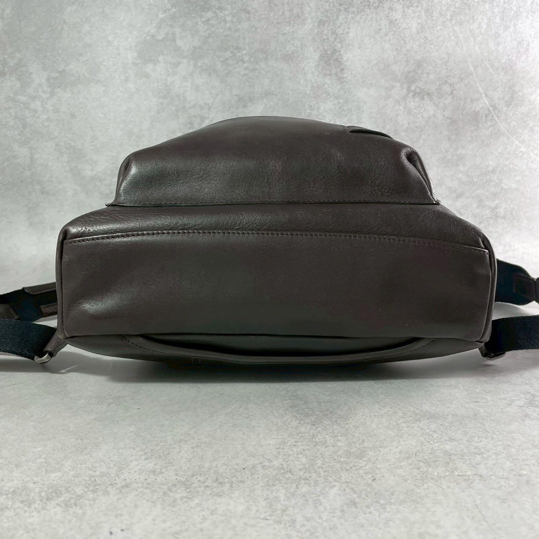 極美品 Tumi トゥミ ハリソン リュック バッグパック デイパック レザー