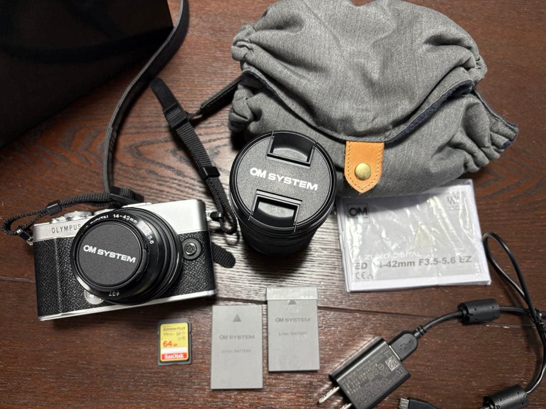 OM SYSTEM OLYMPUS PEN + レンズ2本 + バッテリー2個