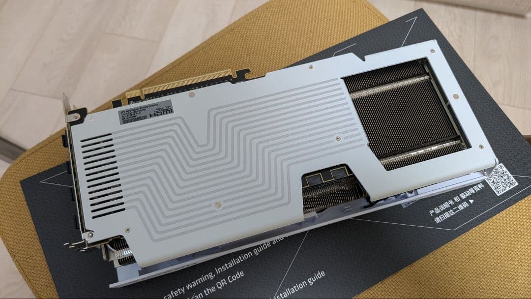 グラフィックボード・グラボ・ビデオカード XFX SWIFT RADEON RX9070 OC