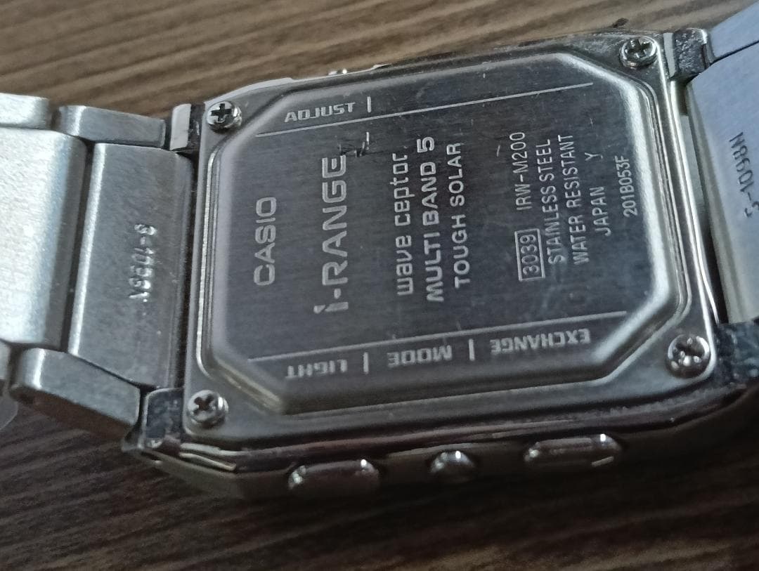 【未使用】CASIO カシオ i-RANGE 電波ソーラー IRW-M200