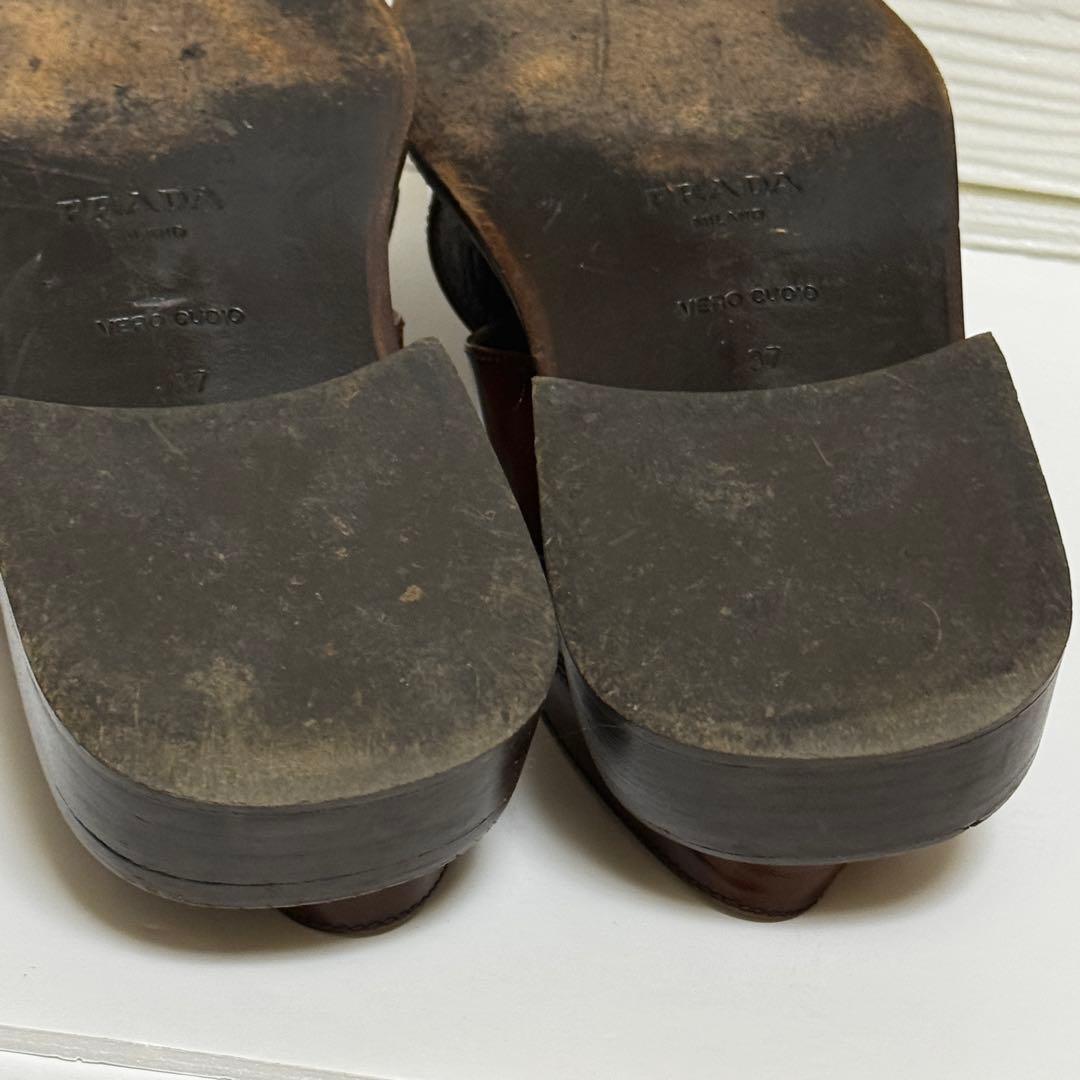 プラダ PRADA サンダル ブラウン ビッグバックル ヴィンテージ風 37