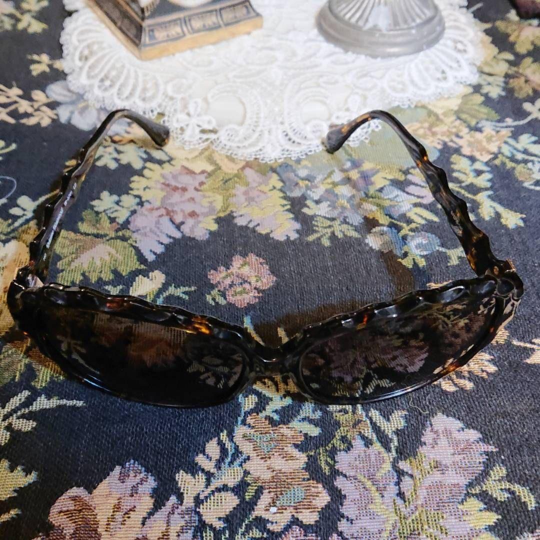 【完全処分☆】ヴィヴィアンウエストウッド 波形 フレーム サングラス 美品