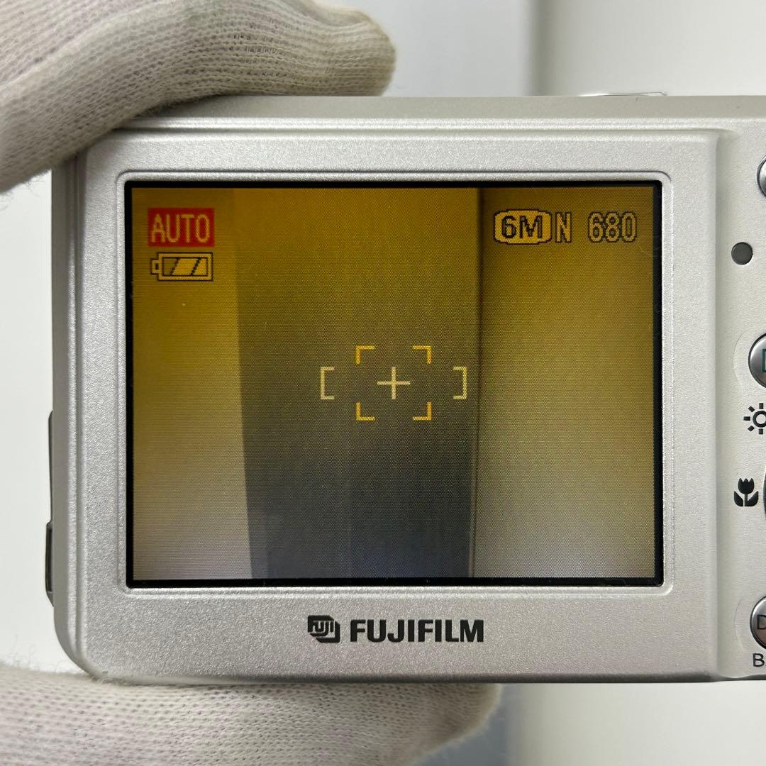 e*）様 稼動 FUJIFILM 富士フィルム FinePix F30 デジカメ