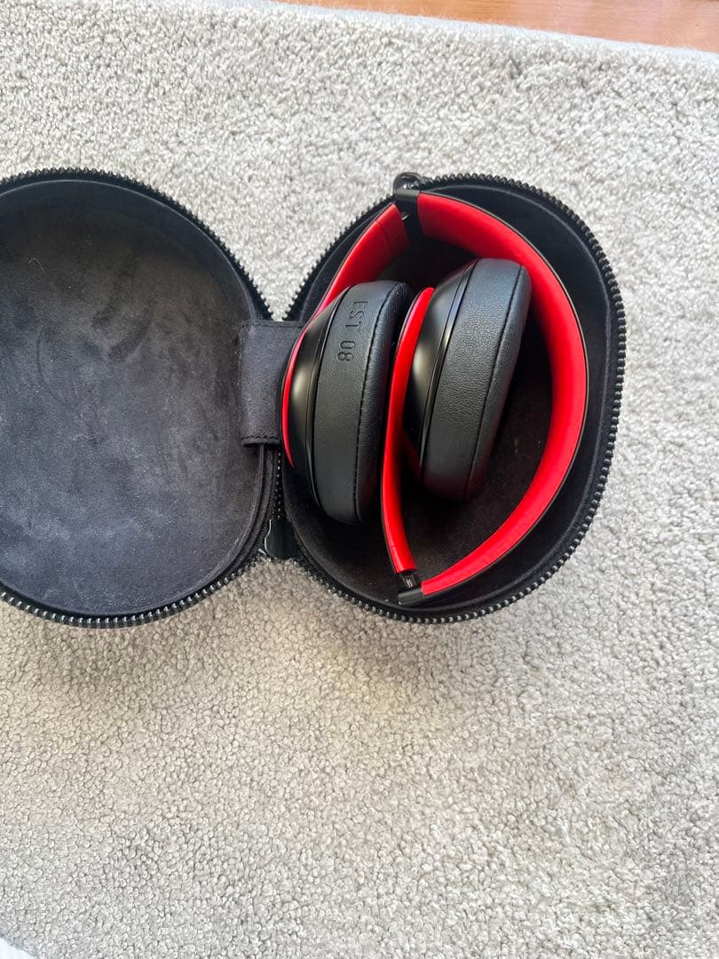 Beats Studio3 Wirelessオーバーイヤーヘッドフォン レジス…
