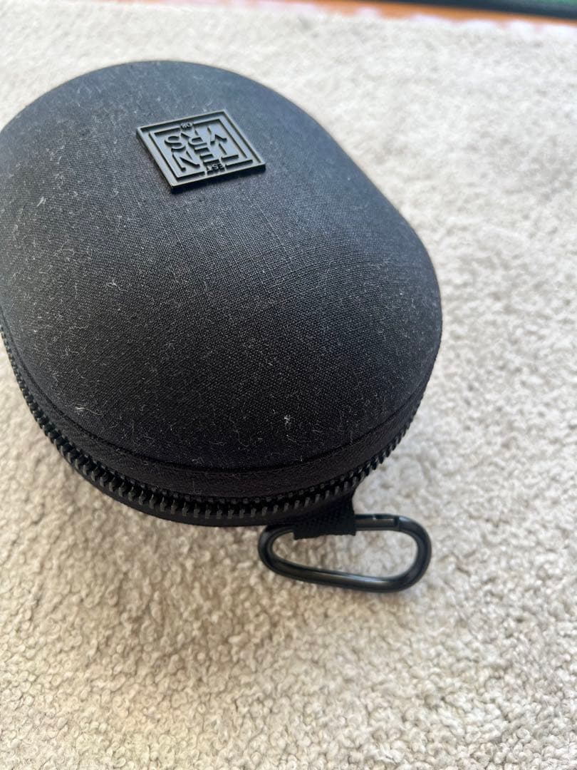 Beats Studio3 Wirelessオーバーイヤーヘッドフォン レジス…